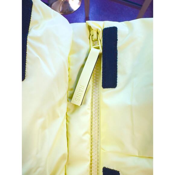 NWT RAINS Women's Loop W Vest Puffer in the color Straw Sz L - Picture 12 of 12